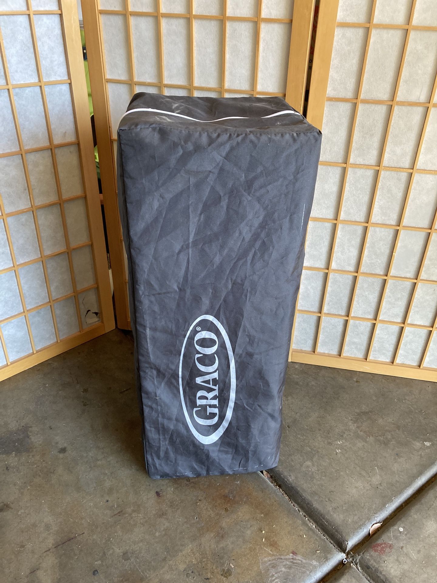 Graco Pack N Play Portable Baby Crib