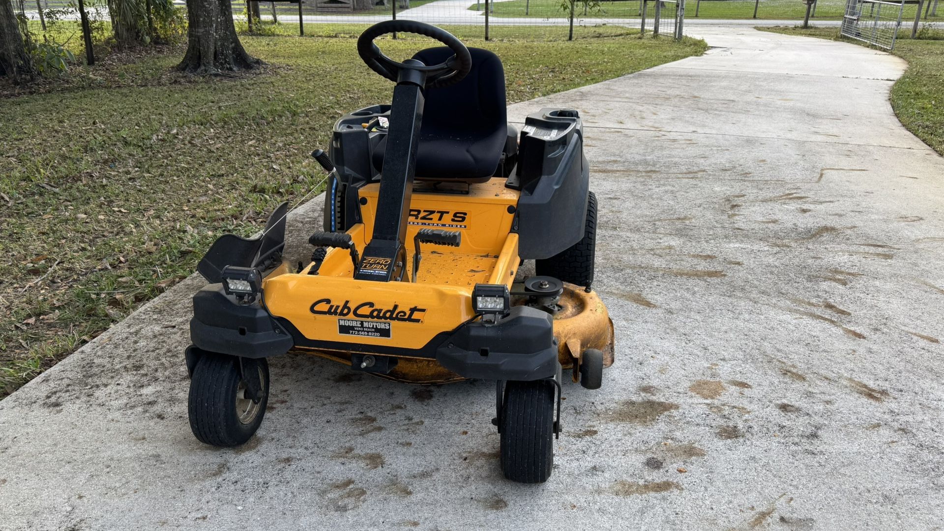 Cub Cadet Zero Turn Tractor