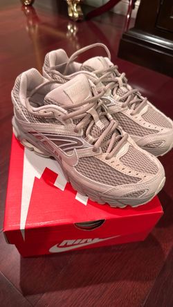 Women Nike shoes