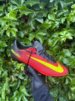 Size 10.5 Nike Mercurial Vapor XI ACC Crimson Football Soccer Boots Cleats US 10.5