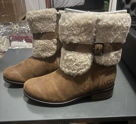 UGG Women’s Blayre II Boots (1008220) Size: 9