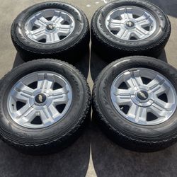 18 Chevrolet Silverado Rim and Tires