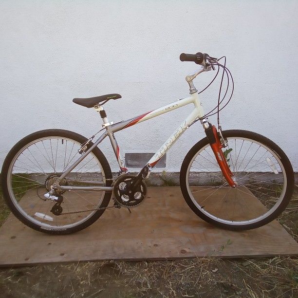 TREK NAVIGATOR 200 ALUM ATB MTN BIKE REFURBISHED OBO