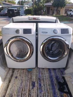 Washer and dryer set