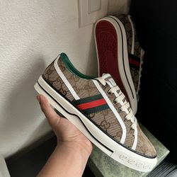 Gucci Shoes 