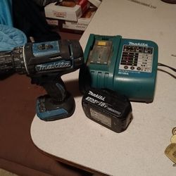 18 Volt Drill Driver Xfd10  Battery And Charger $65