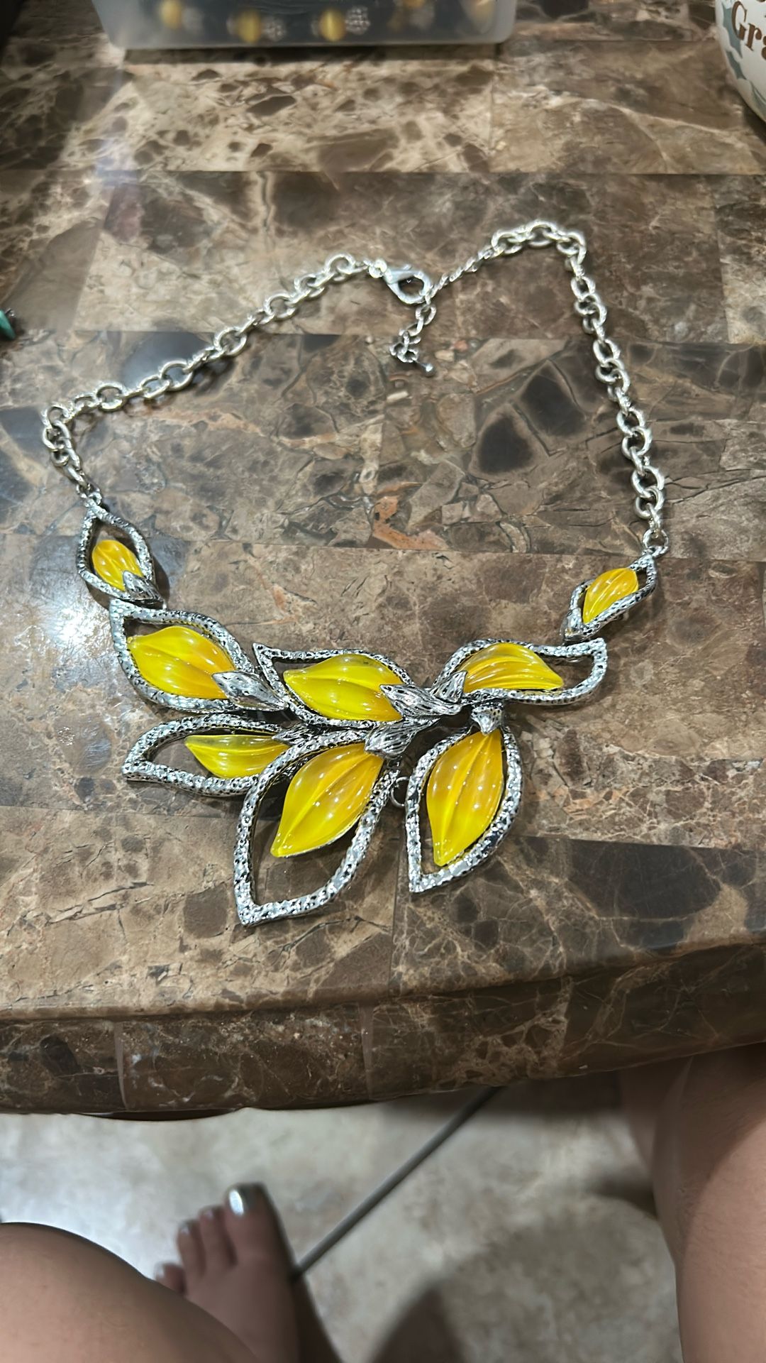  Yellow Resin 3D Textured Silver Tone Leaf Necklace 