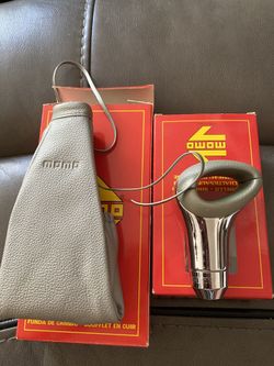 Brand new genuine Momo real leather manual shift knob and boot grey