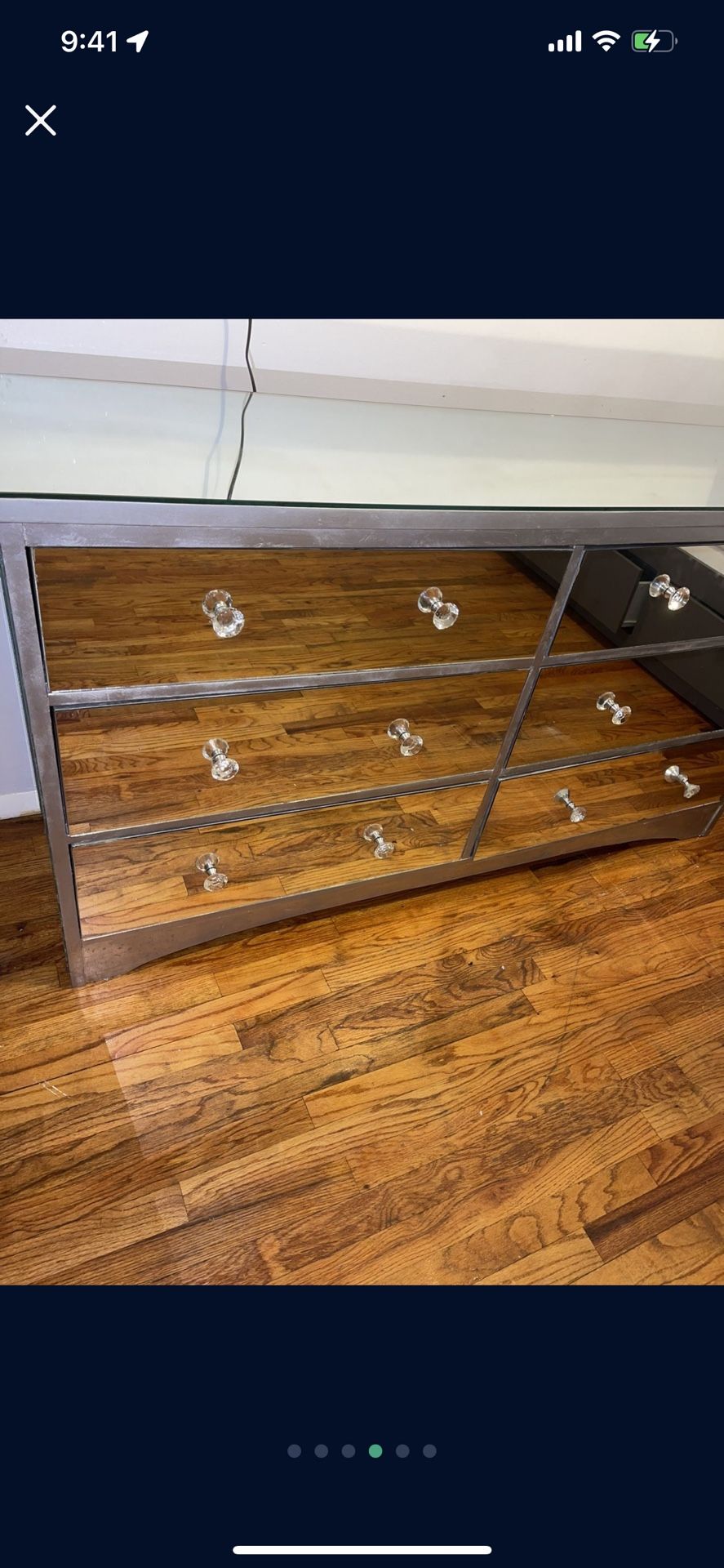 Mirrored dresser