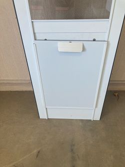 Dog or Cat Door New Medium