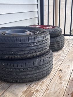 Starfire Solaris AS 195/65R15 Tires with Rims