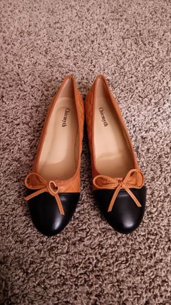 Women Chicmyth Flat Shoes Size 9