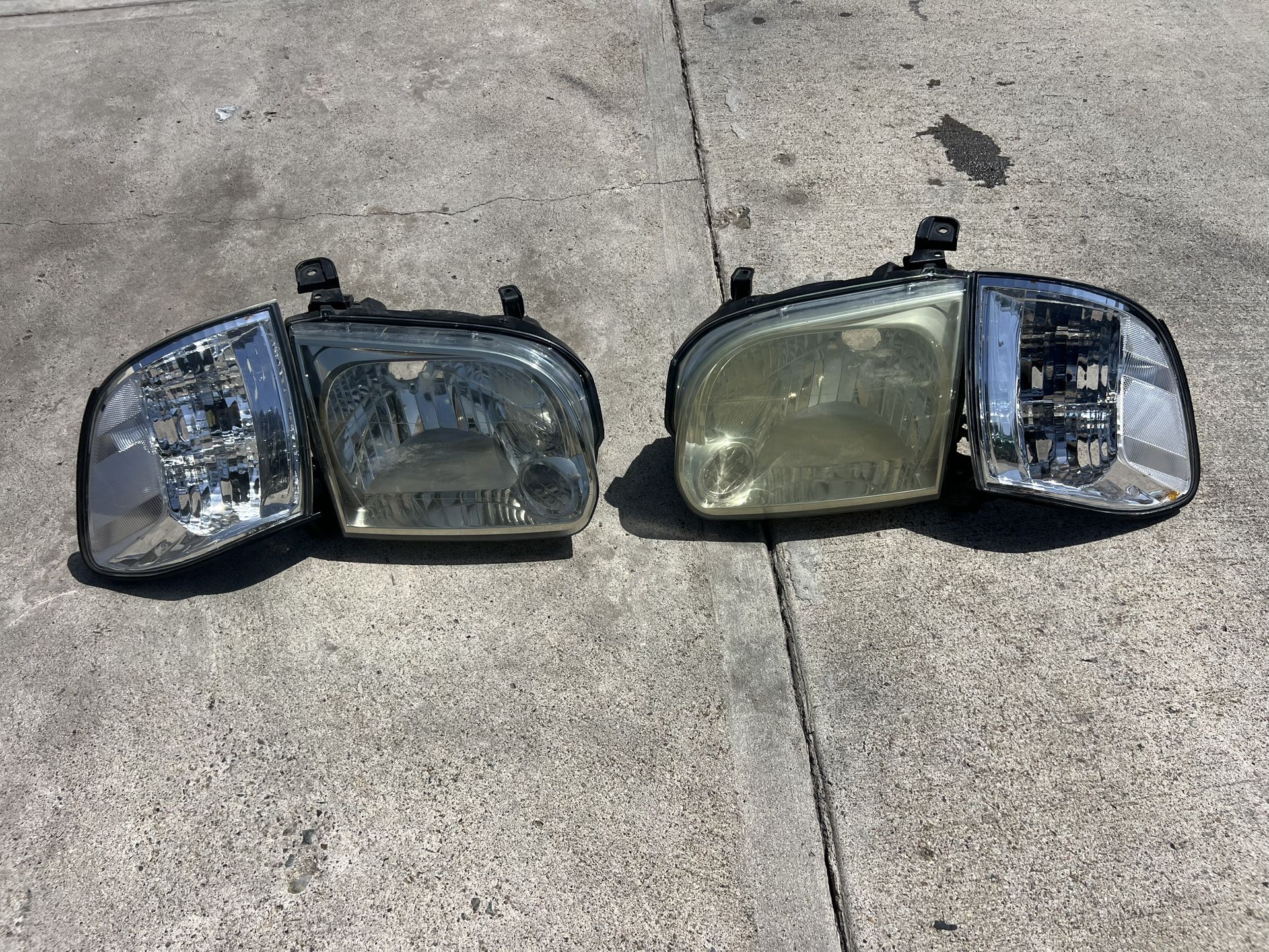 2000-06 Toyota Sequoia Tundra Lights