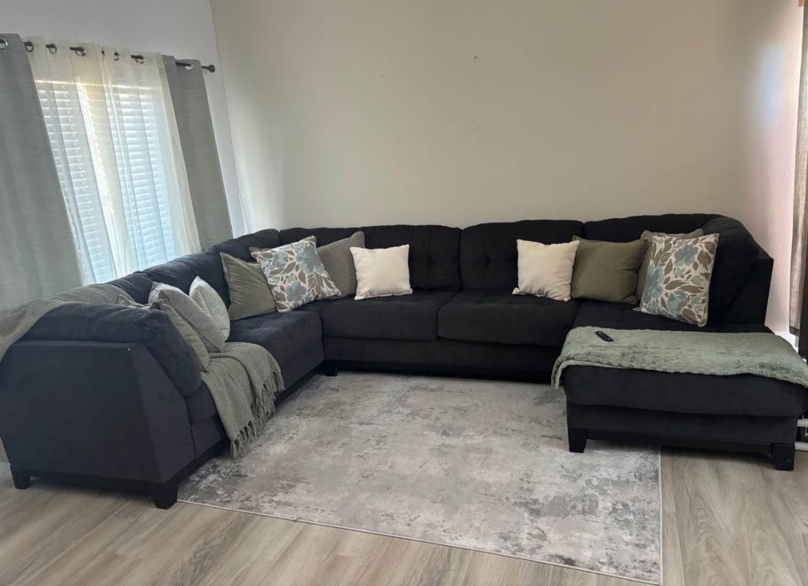 Sectional Couch