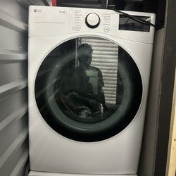 Lg Washer & dryer 