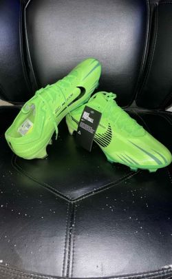 Shoes for soccer