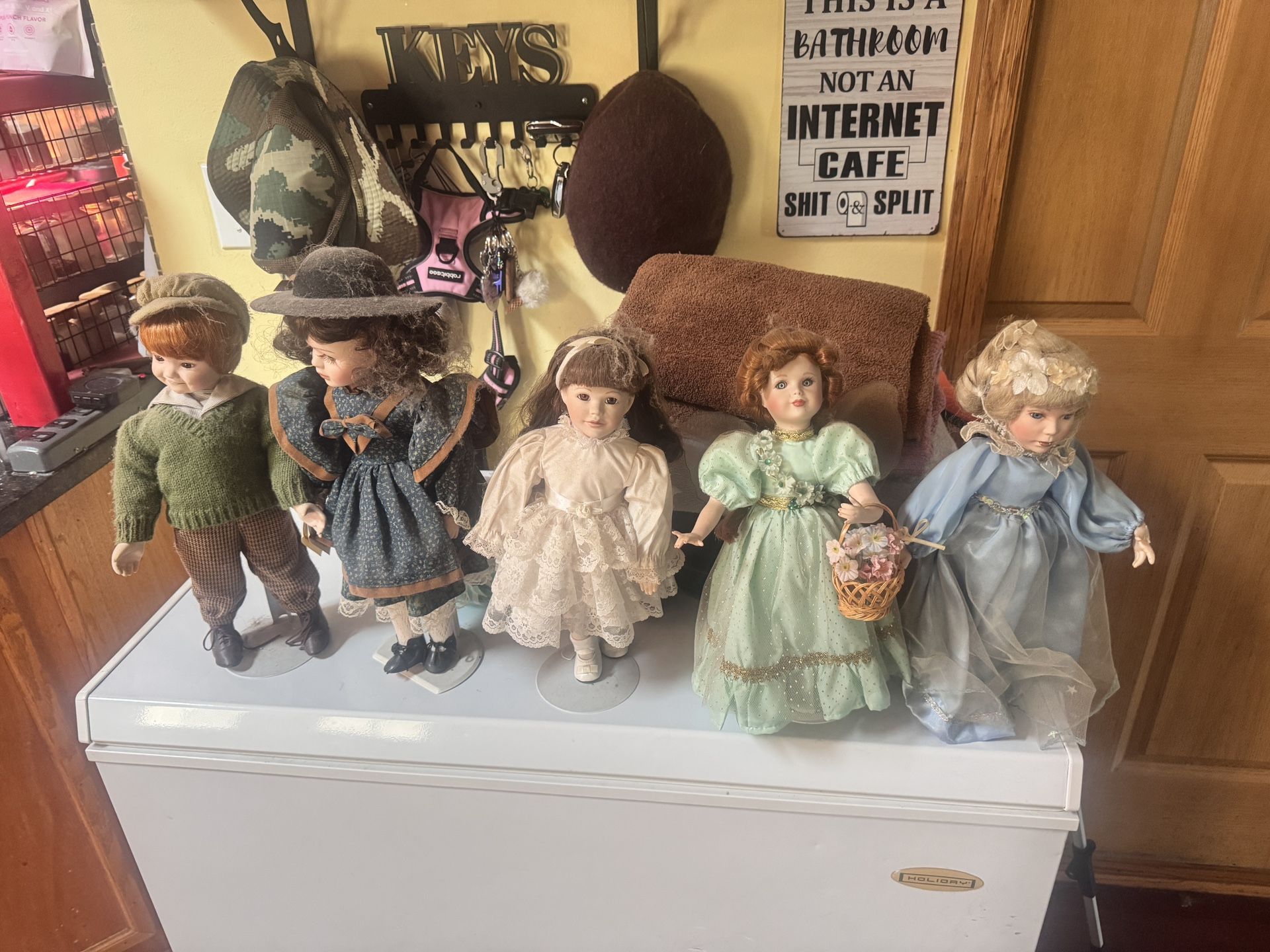 5 Vintage Porcelain Dolls With Stands