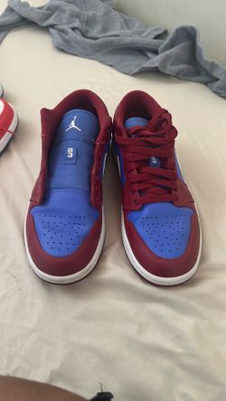 Nike air Jordan 1 low pomegranate blue size 9