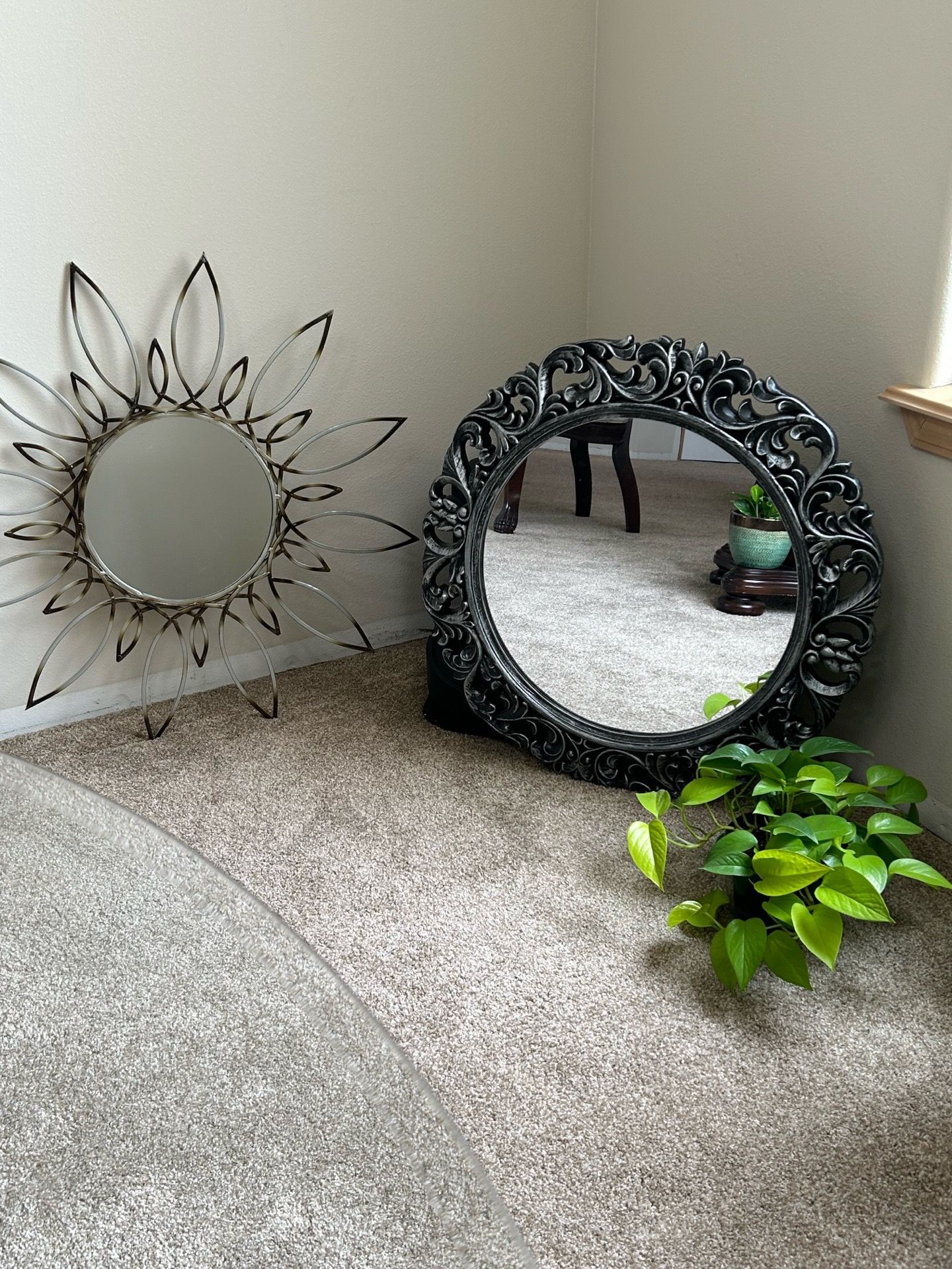 2 Wall mirrors