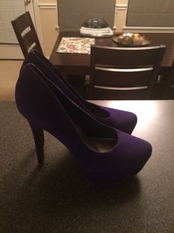 Jessica Simpson blue stiletto