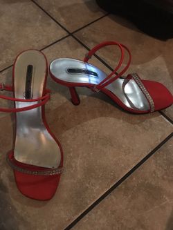Shoes size 5