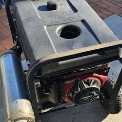 5k max 6k Generator 240/120 volts 