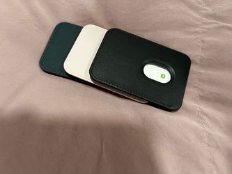 MagSafe Leather Card Wallet