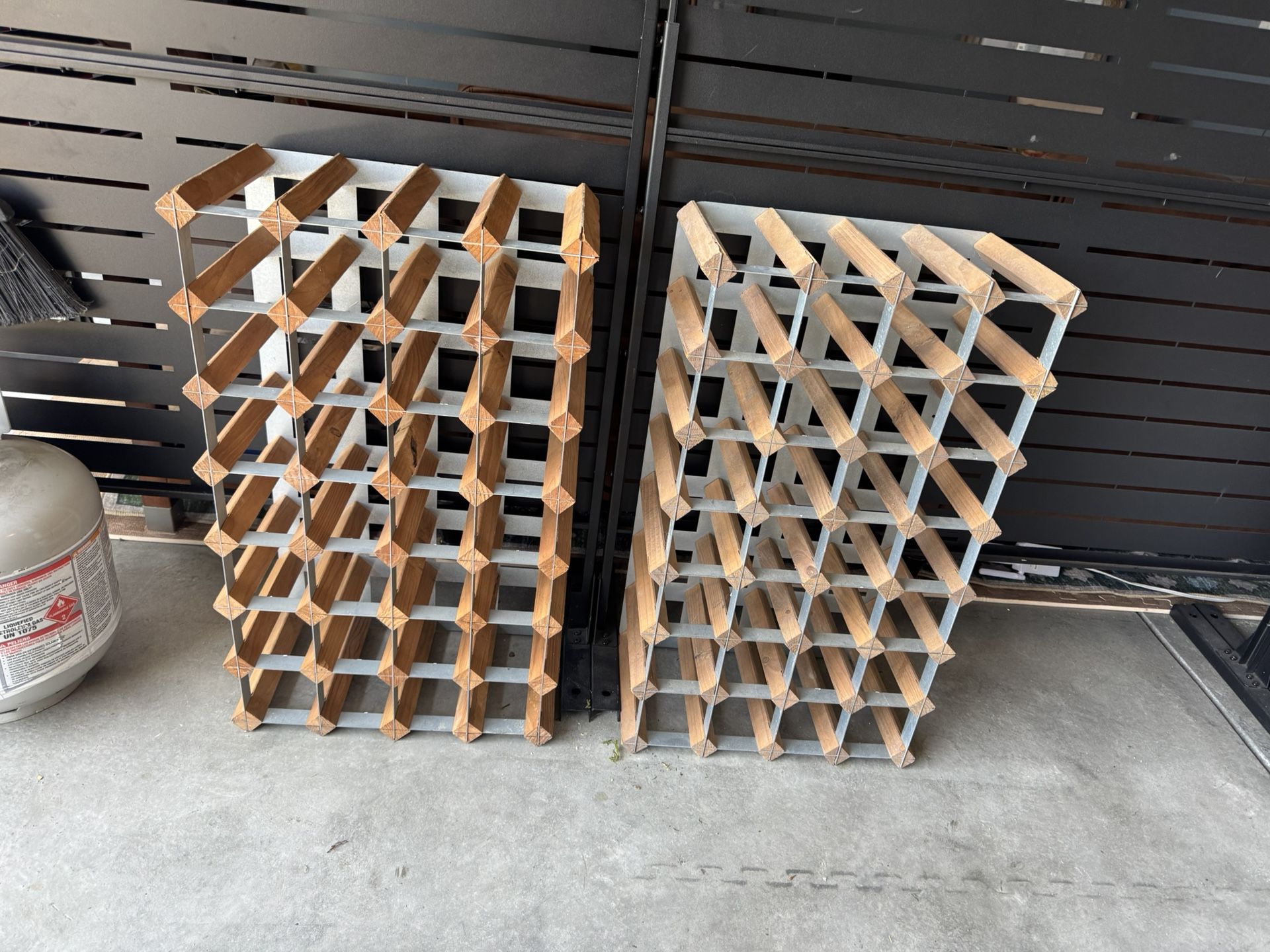 Set Of 2 Wine racks