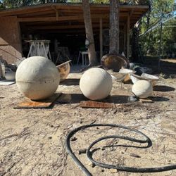 Concrete Sphere Set