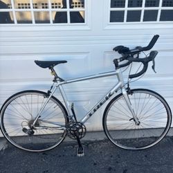 Men's Trek Road Bike
