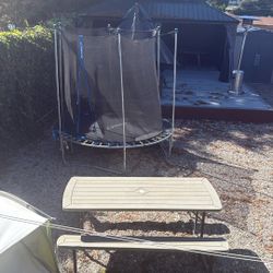 Trampoline