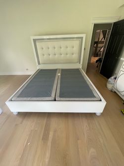 King size Bedroom set