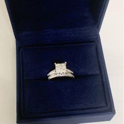 Diamond Ring And Wedding Band Set 