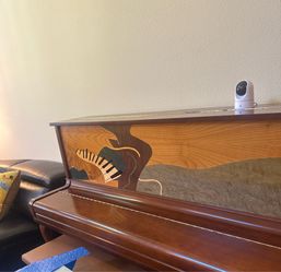 Youngchang piano M-121