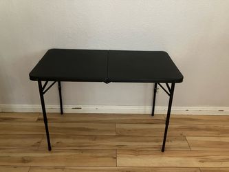 Fold table