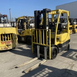 2016 Hyster 5000 LBS 7203 Hours  three stage side shift LP Forklift