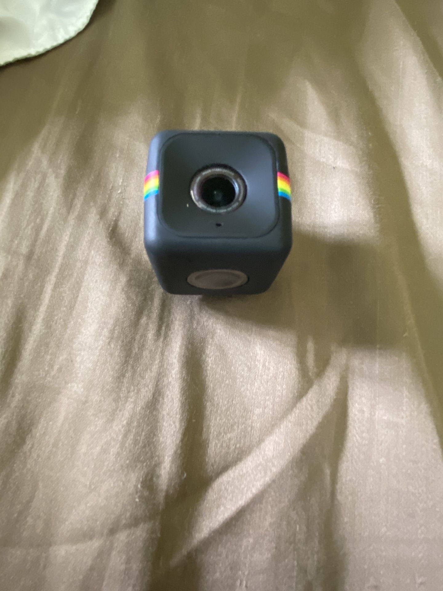 Polaroid Cube+ (WiFi and cellphone app accessible)