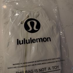 Lululemon Cream/Gold Define Set