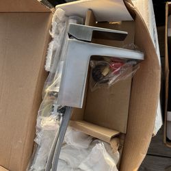 Kohler Honesty Single-Handle Bathroom Faucet – Brushed Nickel (New in Box)