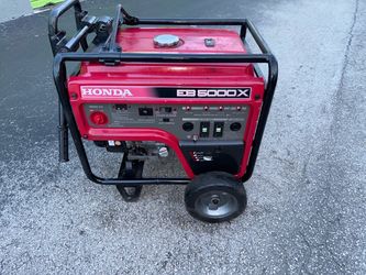 [ONLY $1300 OBO] HONDA EB5000X 5000W GENERATOR • 120/240V • 20A/30A • COMMERCIAL GRADE