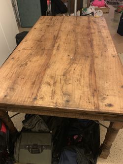 Nice vintage wooden table. Sits 6-8 people, perfect for any event. Excellent quality
