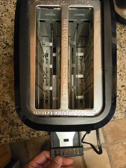 2-Slice Toaster - Black
