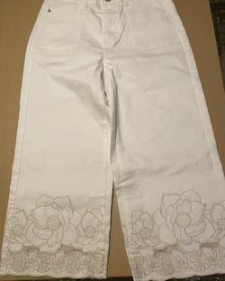 SOFT SURROUNDINGS WIDE LEGGED EMBROIDERED SCALLOPED HEM  CROPPED SIZE 4 