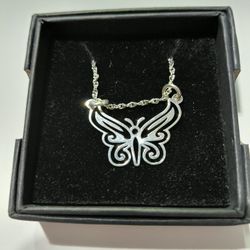 Silver Necklace W/charm