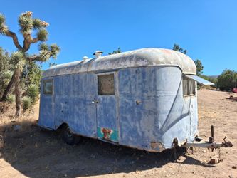 1940 silver dome vintage trailer