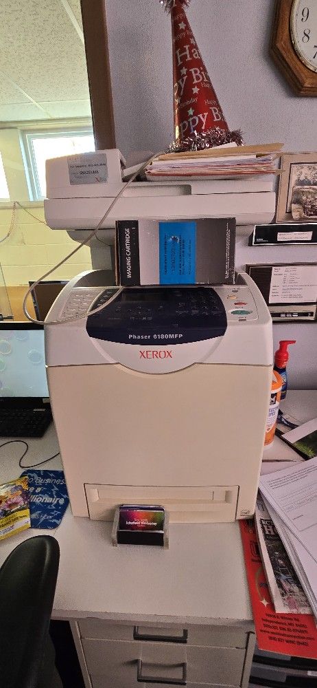 XEROX Phaser 6180MFP