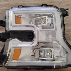 2015-2017 Ford F-150 - Passenger Side Headlight