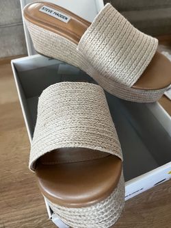 Brand new Steve Madden size 9