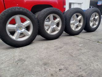 Silverado LTZ wheels oem and tires Goodyear wrangler used $590 set of four 👌