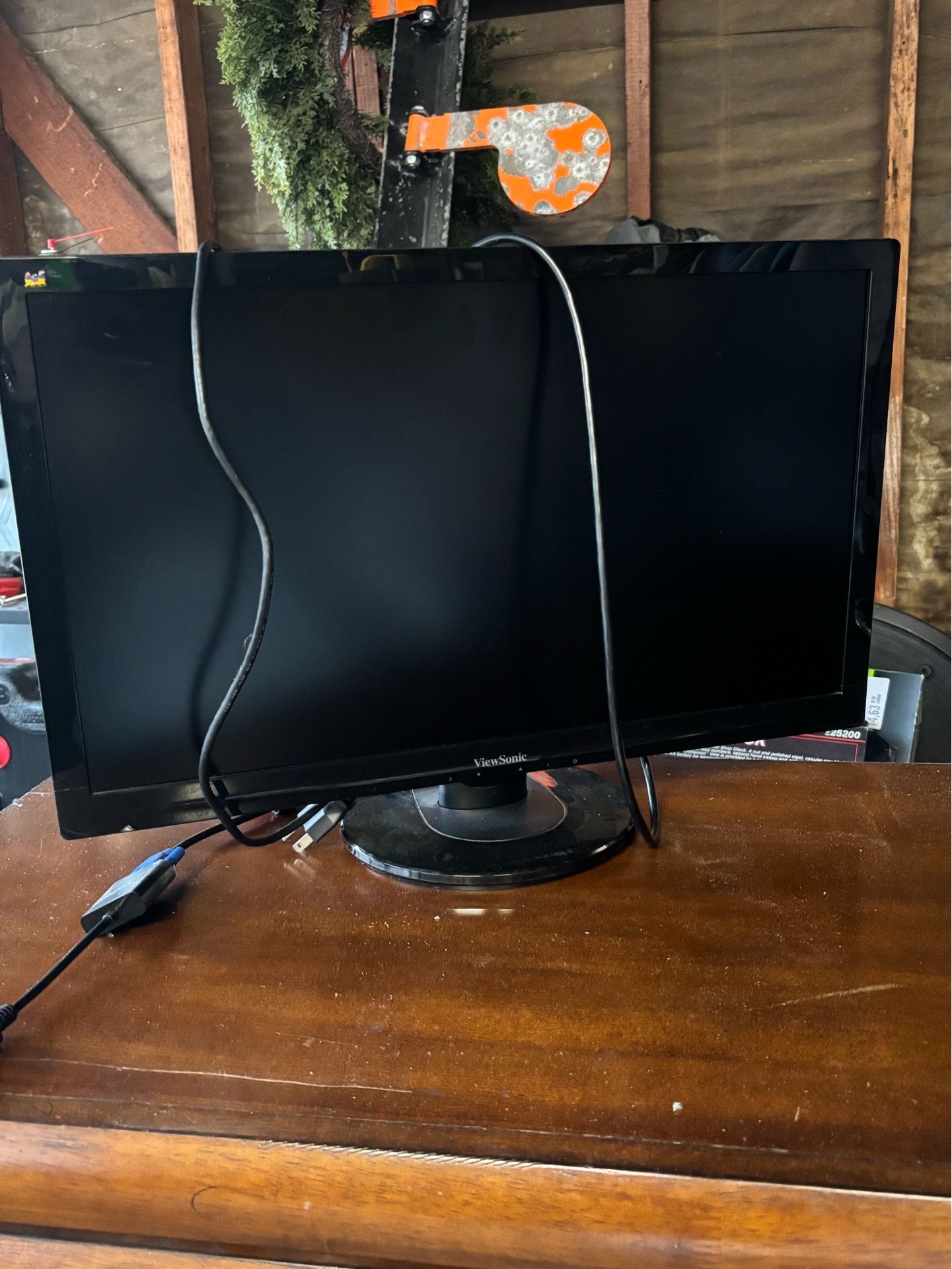 2 Viewsonic Computer Moniters